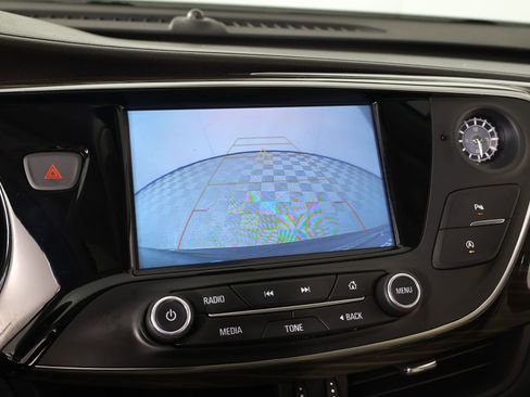 Used 2019 Buick Envision Essence image 6