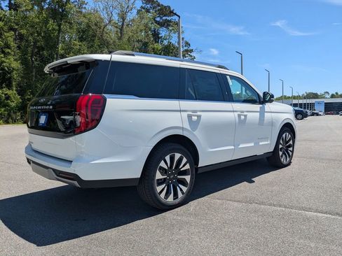 New 2026 Ford Expedition Platinum w/ Driver's Package AWD/4WD image 4