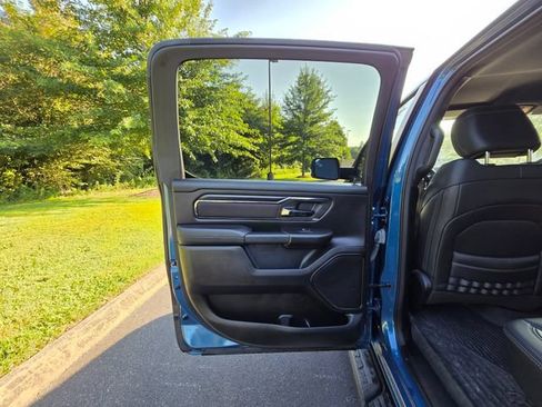 Used 2024 RAM 1500 Big Horn AWD/4WD image 30