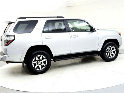 Certified 2024 Toyota 4Runner TRD Off-Road Premium image 6