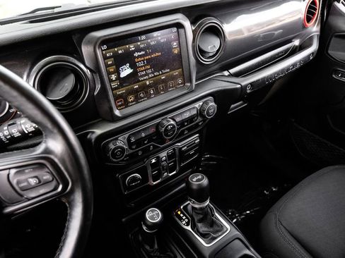 Used 2021 Jeep Wrangler Unlimited Sport image 22