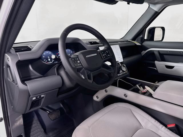 New 2026 Land Rover Defender 110 X-Dynamic SE AWD/4WD image 9