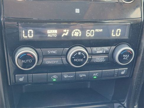 Used 2022 Subaru Ascent Onyx Edition image 25