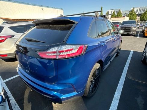 Used 2020 Ford Edge ST-Line w/ Cold Weather Package AWD/4WD image 4