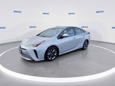 Used 2020 Toyota Prius XLE FWD image 4