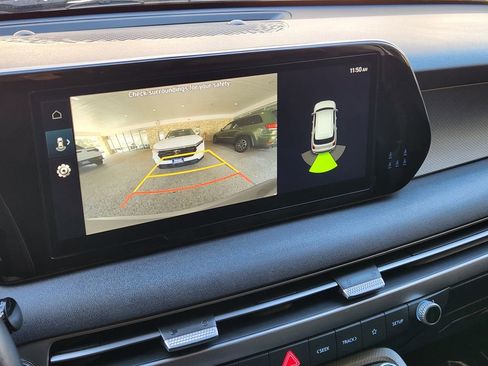 Used 2024 Hyundai Palisade SEL image 16