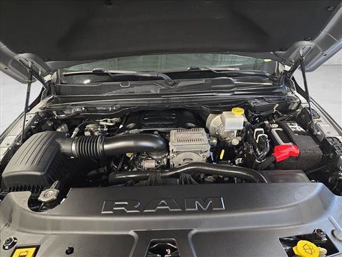 Used 2023 RAM 1500 Laramie AWD/4WD image 29