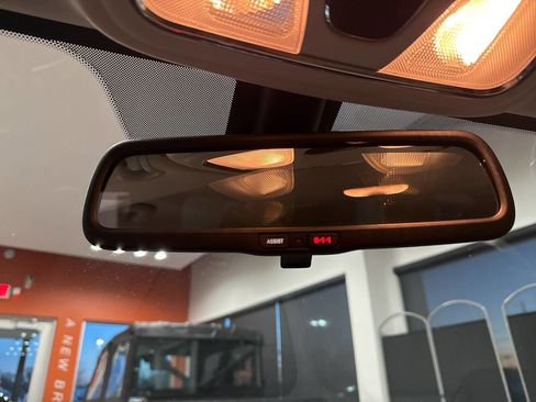 Used 2015 Jeep Cherokee Latitude image 25