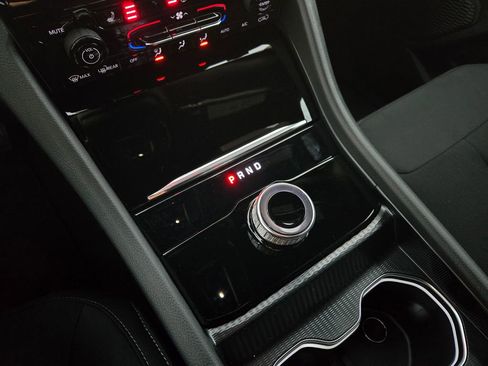 New 2026 Jeep Grand Cherokee L Laredo AWD/4WD image 22