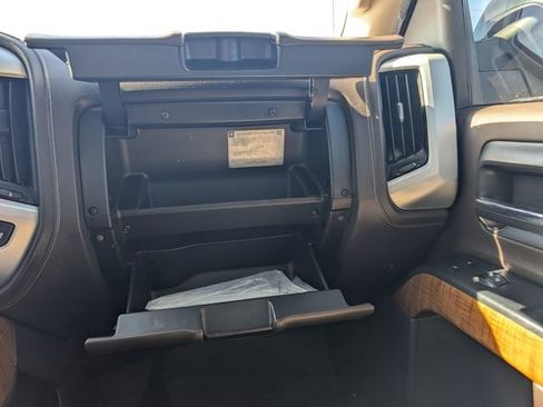 Used 2018 GMC Sierra 1500 SLE w/ SLE Value Package image 32