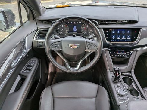 Certified 2023 Cadillac XT6 Sport w/ Technology Package AWD/4WD image 14