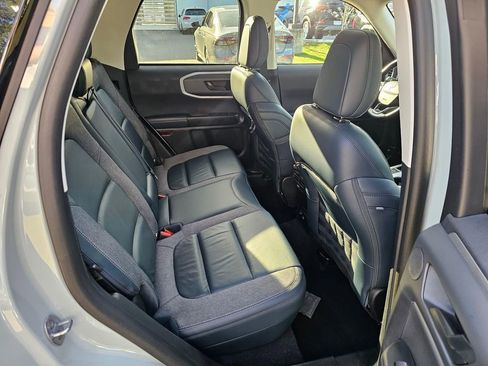 Used 2023 Ford Bronco Sport Outer Banks w/ Tech Package AWD/4WD image 12