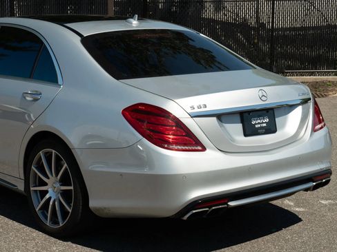 Used 2014 Mercedes-Benz S 63 AMG 4MATIC Sedan image 33