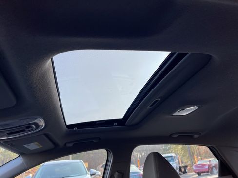 Certified 2025 Hyundai Elantra SEL w/ Cargo Package image 19