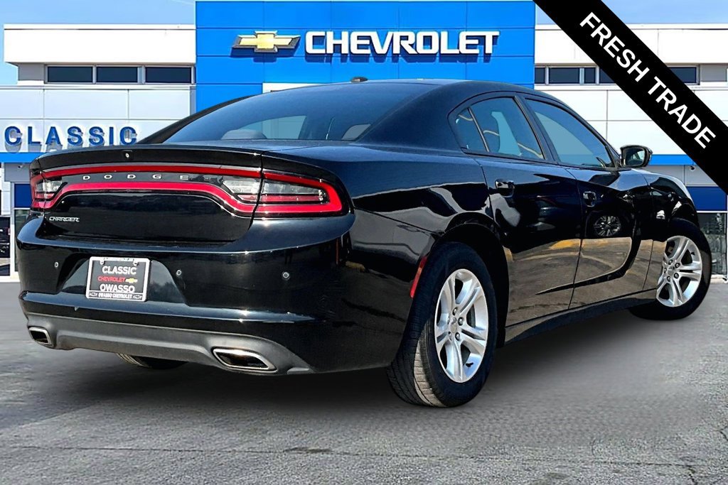 Used 2019 Dodge Charger SXT RWD image 20