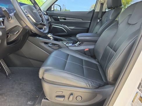 Certified 2023 Kia Telluride SX FWD image 17