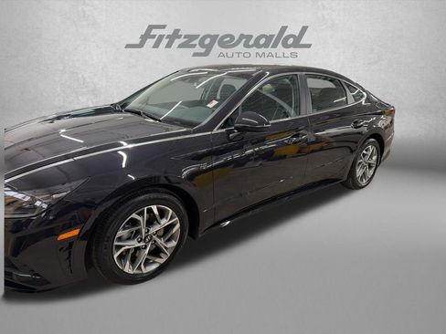 Used 2023 Hyundai Sonata SEL image 1