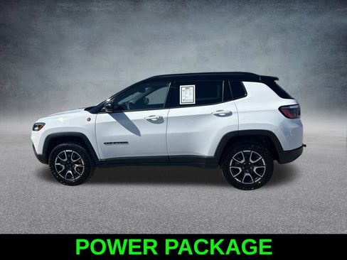 Certified 2024 Jeep Compass Trailhawk image 8