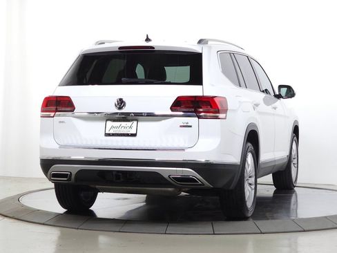 Used 2018 Volkswagen Atlas SEL Premium AWD/4WD image 11