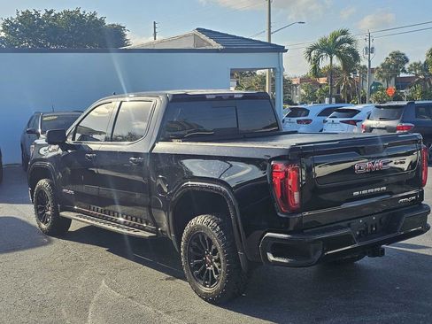 Used 2022 GMC Sierra 1500 AT4X image 2