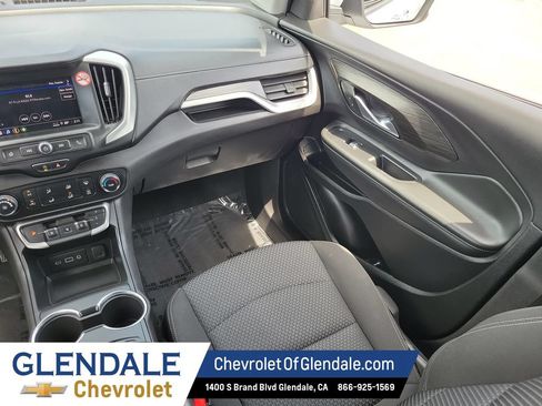 Certified 2024 GMC Terrain SLE FWD image 24