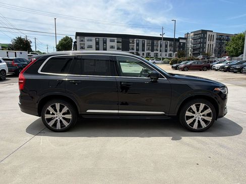 Used 2024 Volvo XC90 B6 Plus w/ Protection Package Premier AWD/4WD image 7