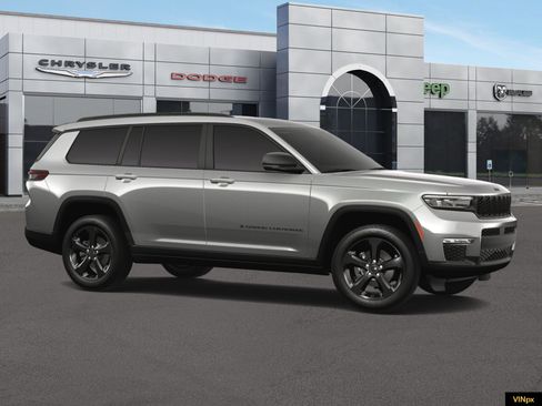 New 2025 Jeep Grand Cherokee L Limited w/ Black Appearance Package image 8