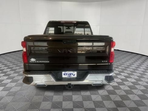Used 2019 Chevrolet Silverado 1500 LTZ w/ LTZ Premium Package AWD/4WD image 8