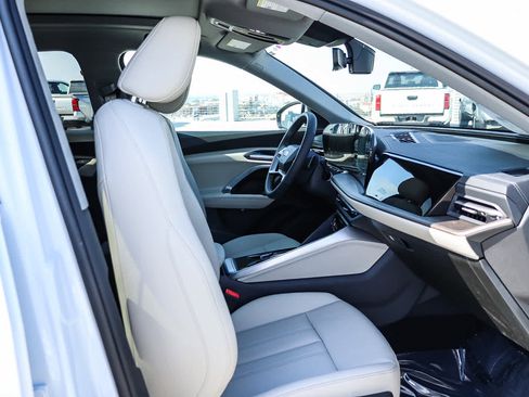 New 2026 Audi Q5 Premium AWD/4WD image 21