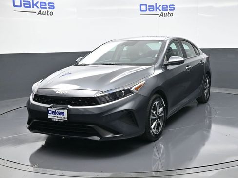 Certified 2024 Kia Forte LXS image 4