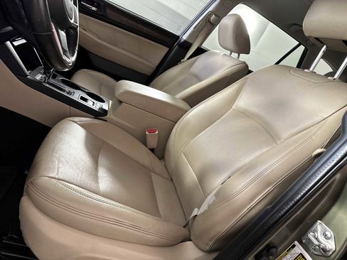 Used 2018 Subaru Outback 2.5i Limited image 15