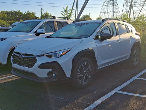 Used 2025 Subaru Crosstrek 2.5i Premium AWD/4WD image 3