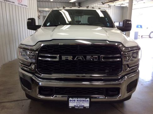 New 2024 RAM 2500 Tradesman w/ Chrome Appearance Group image 10