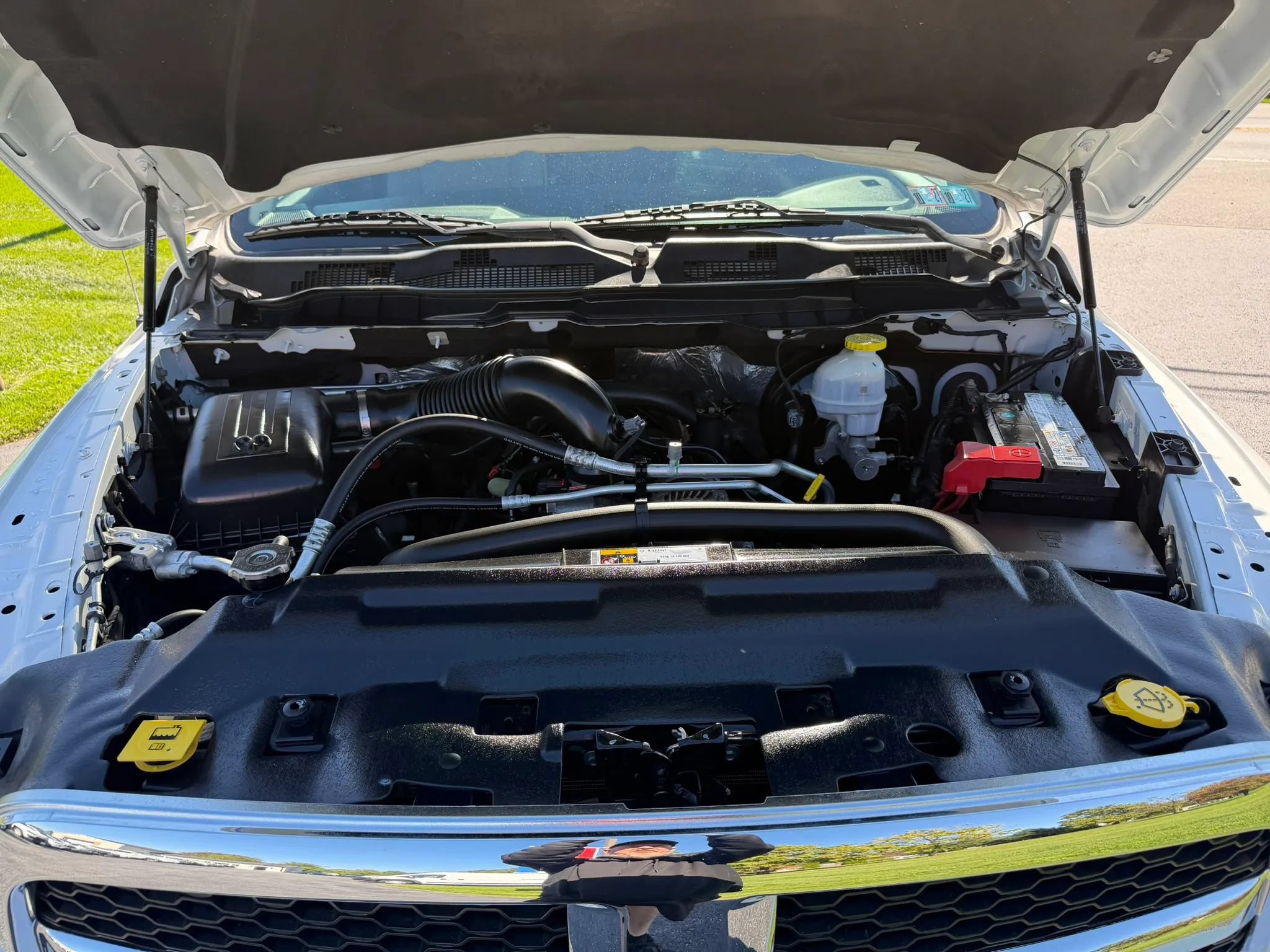 Used 2022 RAM 1500 Classic SLT AWD/4WD image 51