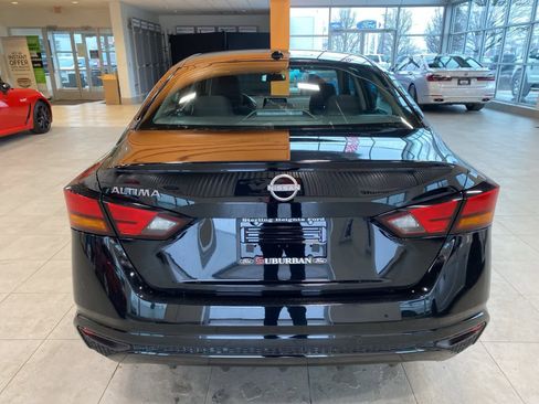 Used 2025 Nissan Altima 2.5 SV image 4