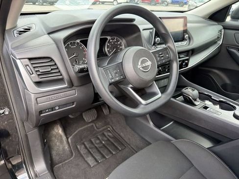 Used 2024 Nissan Rogue S AWD/4WD image 14