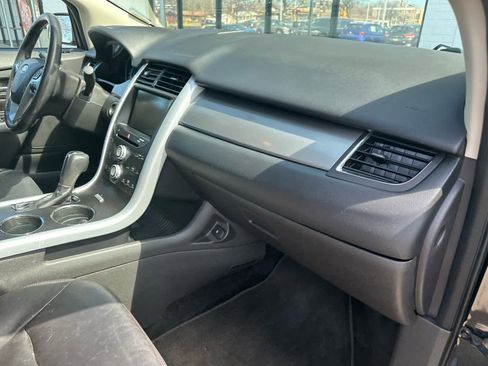 Used 2014 Ford Edge SEL w/ Equipment Group 205A image 9