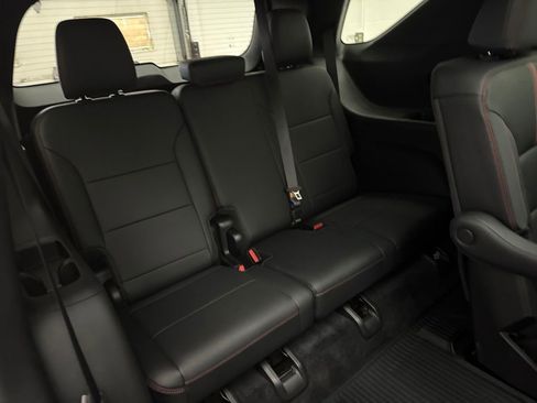 Used 2024 Chevrolet Traverse RS AWD/4WD image 76