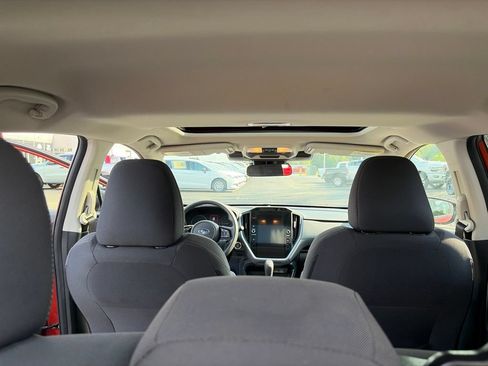Used 2025 Subaru Crosstrek 2.5i Premium AWD/4WD image 18