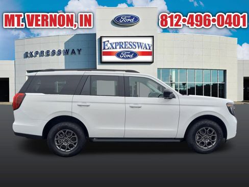 New 2025 Ford Expedition Active RWD image 5