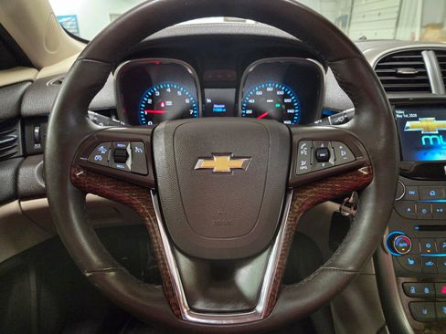 Used 2013 Chevrolet Malibu LTZ FWD image 18