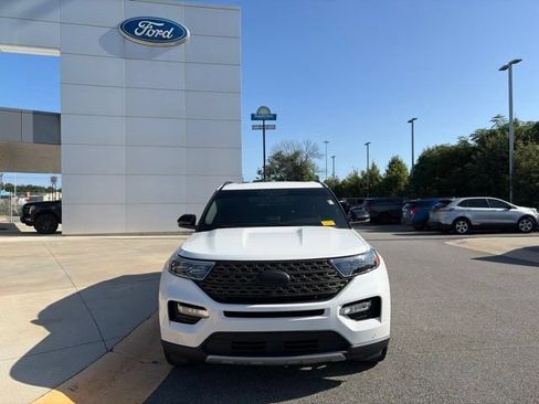 Used 2023 Ford Explorer King Ranch w/ Technology Package AWD/4WD image 8