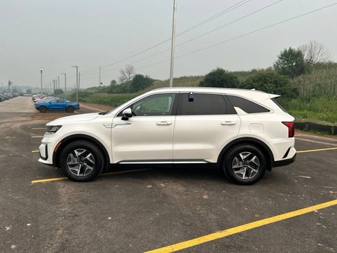 Used 2022 Kia Sorento S AWD/4WD image 10