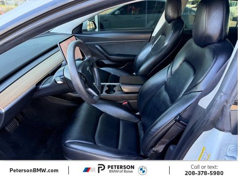 Used 2021 Tesla Model 3 Standard Range Plus RWD image 12
