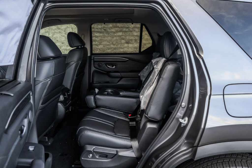 New 2026 Honda Pilot Touring image 10