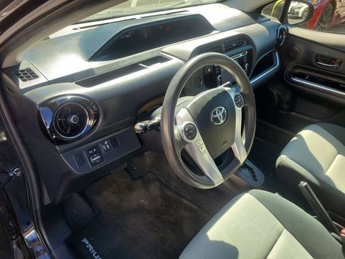 Used 2016 Toyota Prius C Persona Series image 16