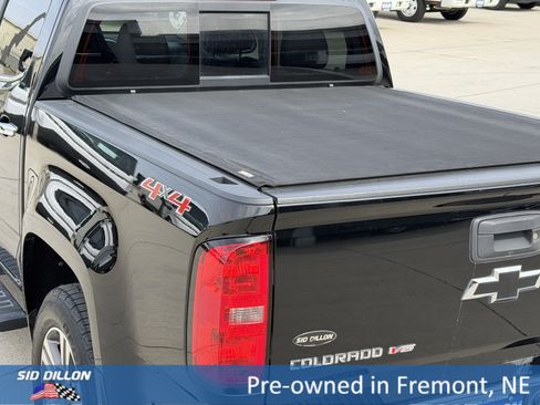 Used 2017 Chevrolet Colorado LT w/ Luxury Package, Chrome image 5