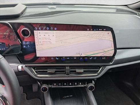 Used 2025 Chevrolet Equinox EV RS w/ Convenience Package II FWD image 12