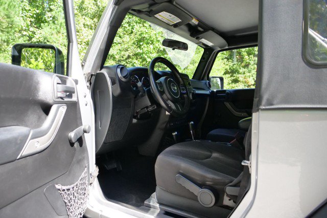 Used 2015 Jeep Wrangler Sport w/ Quick Order Package 24S AWD/4WD image 22