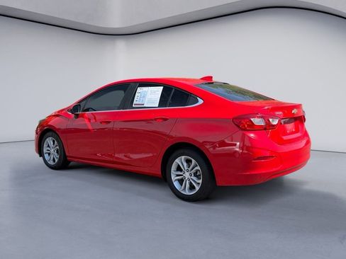 Used 2019 Chevrolet Cruze LT w/ LT Fleet Convenience Package FWD image 3